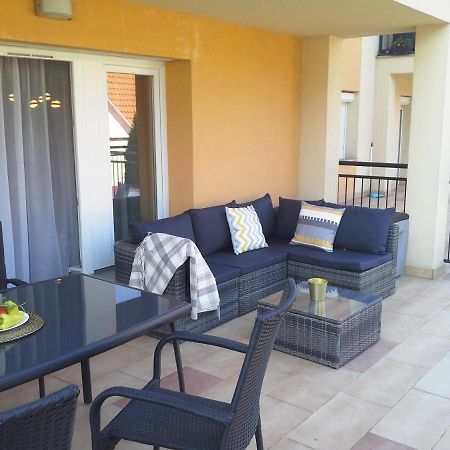 Alexandra Apartment Hajduszoboszlo - Chic Flat Dış mekan fotoğraf